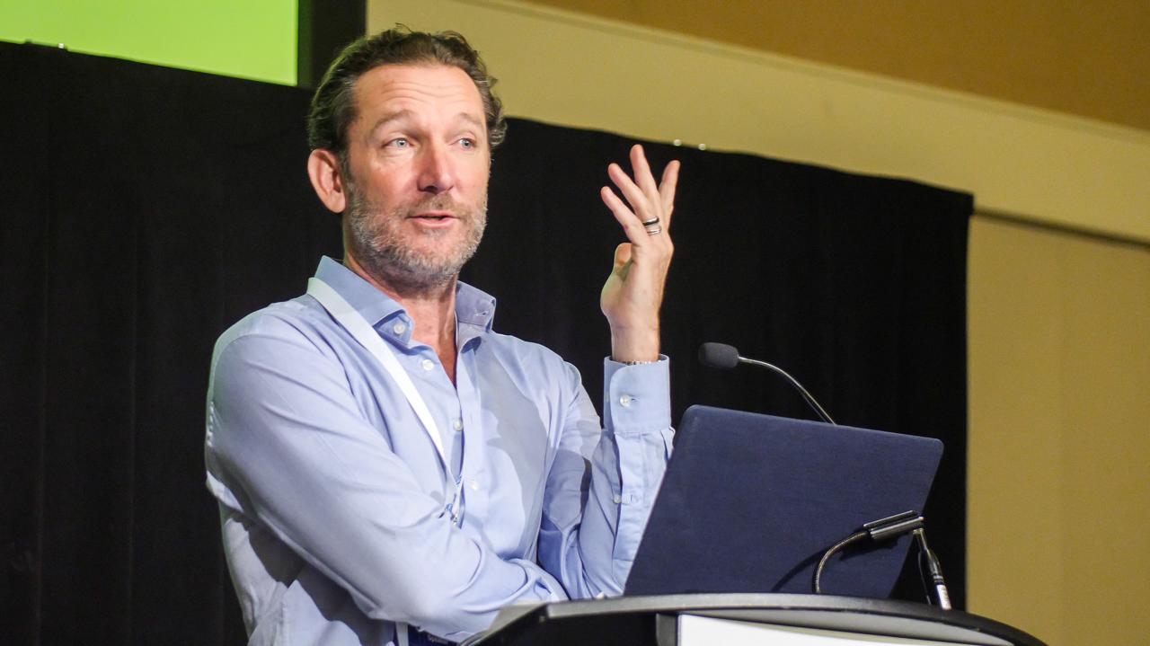 Dean McCoubrey_AI Speaker